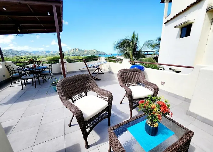 Apartamento Amazing Oceanview Private Rooftop Terrace Walk To