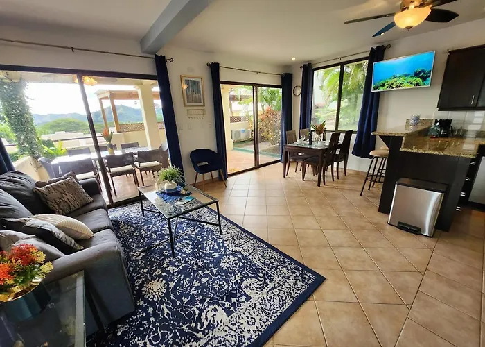 Amazing Oceanview Private Rooftop Terrace Walk To *