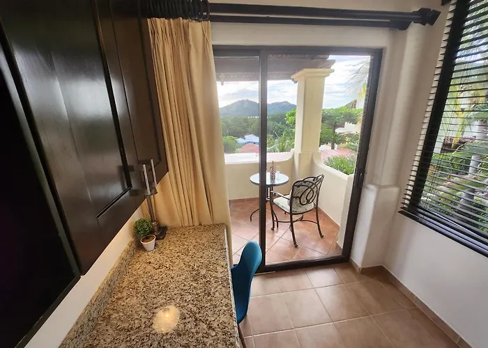 Amazing Oceanview Private Rooftop Terrace Walk To *